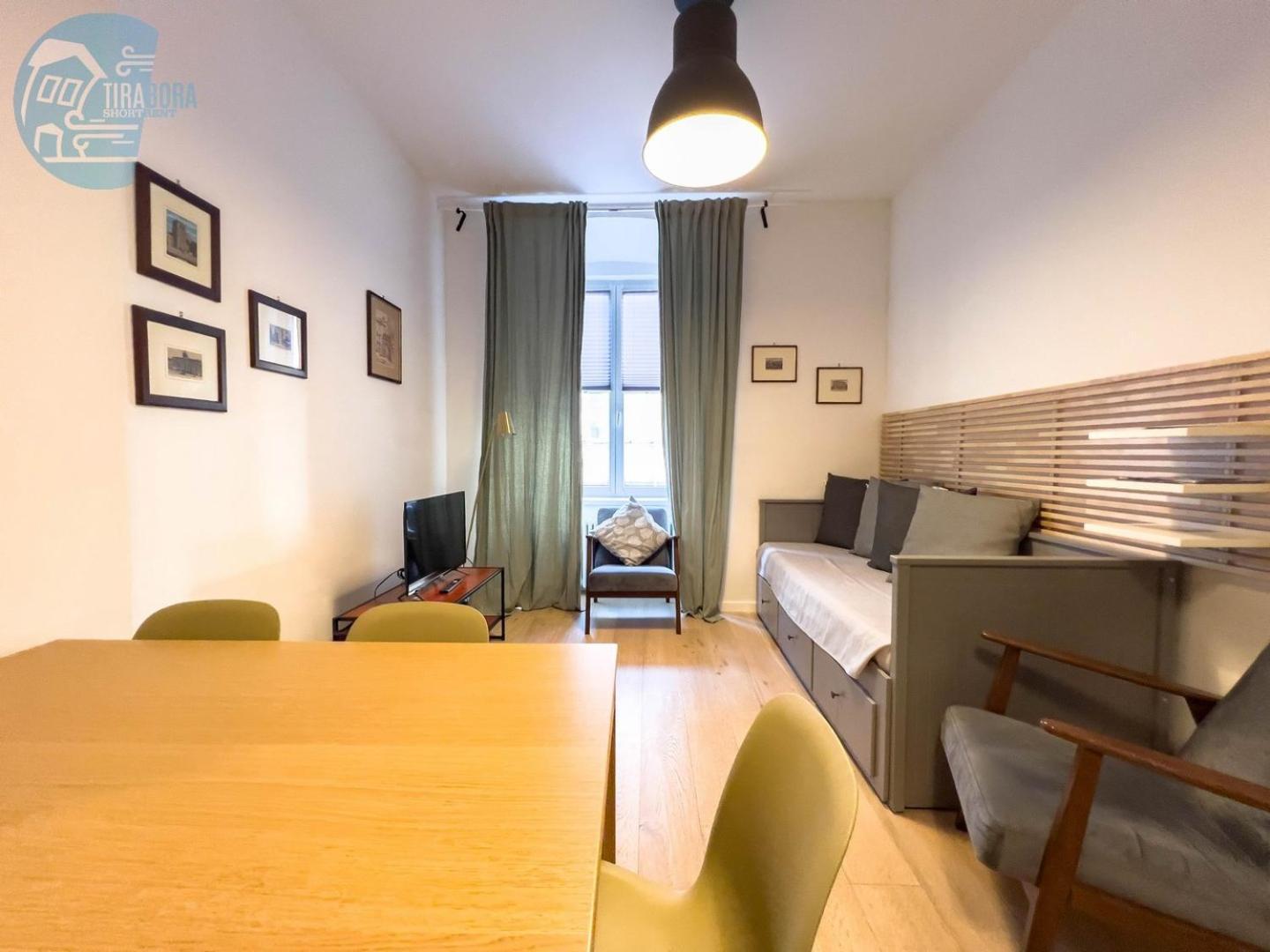 Imbriani 4S Tirabora Short Rent Apartment Trieste Bagian luar foto