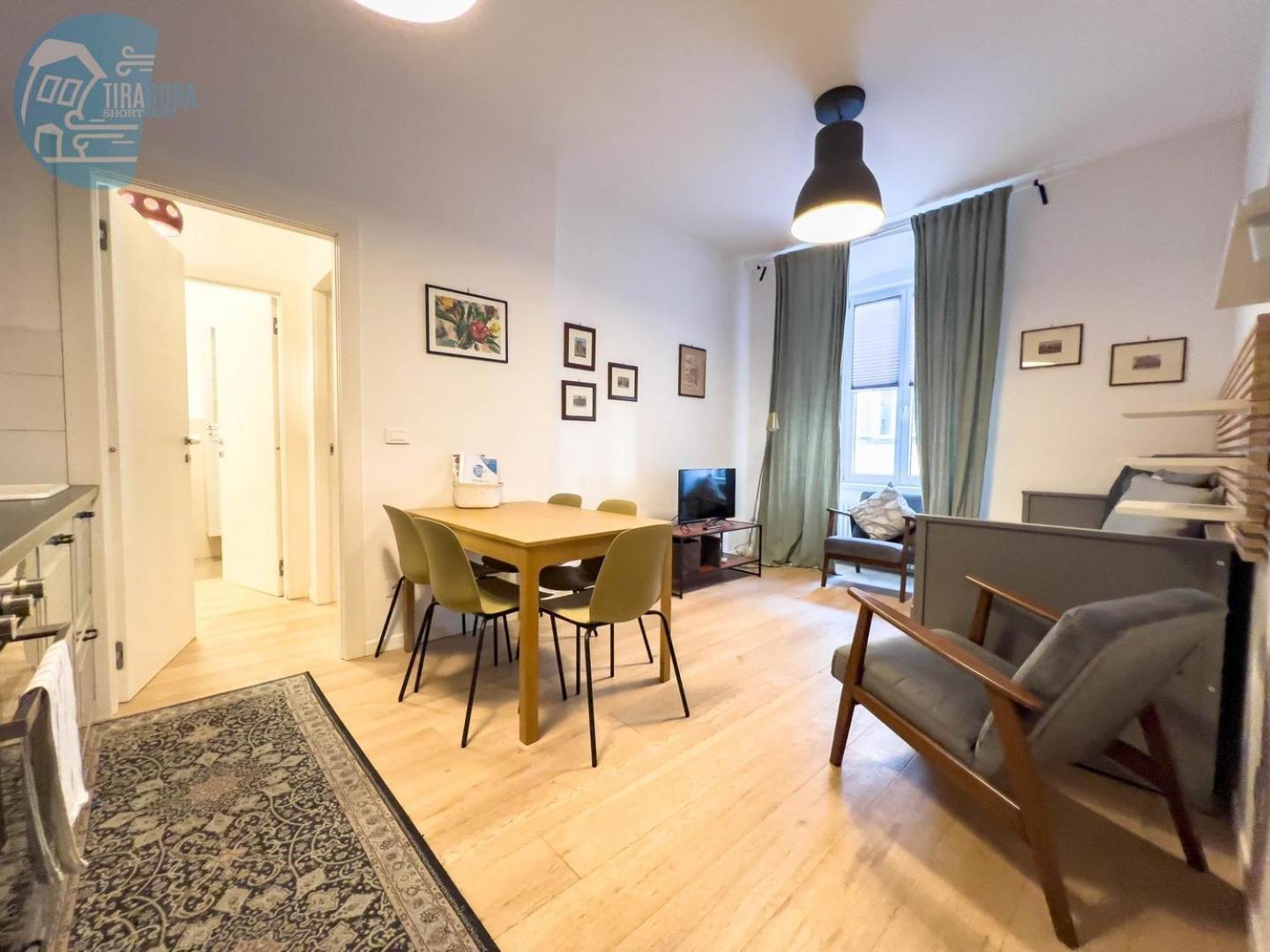 Imbriani 4S Tirabora Short Rent Apartment Trieste Bagian luar foto